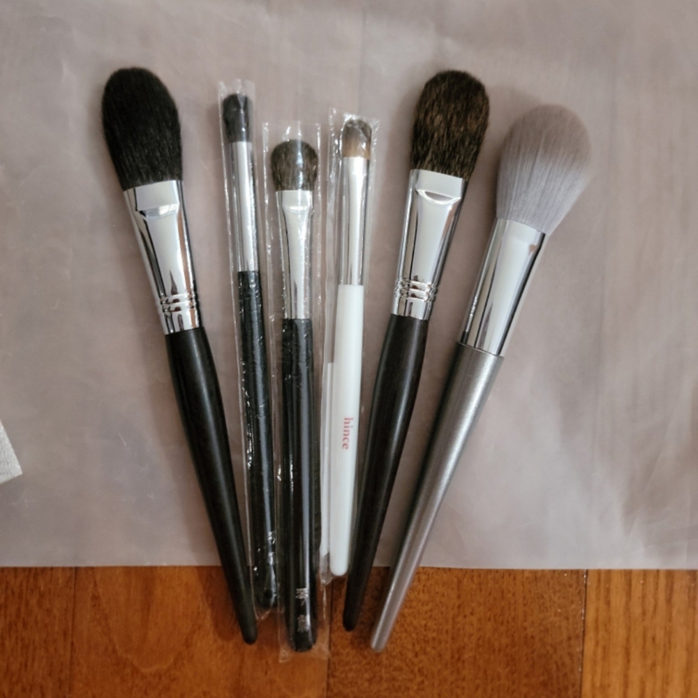 Make up brushes